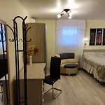 Oasis Aparthotel 4*