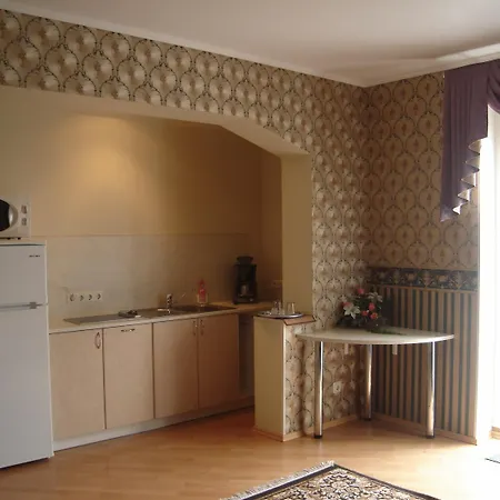 Oasis Aparthotel *